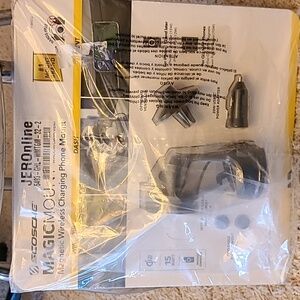 Scosche JEROnline Magnetic Charging Phone Mount New In Package